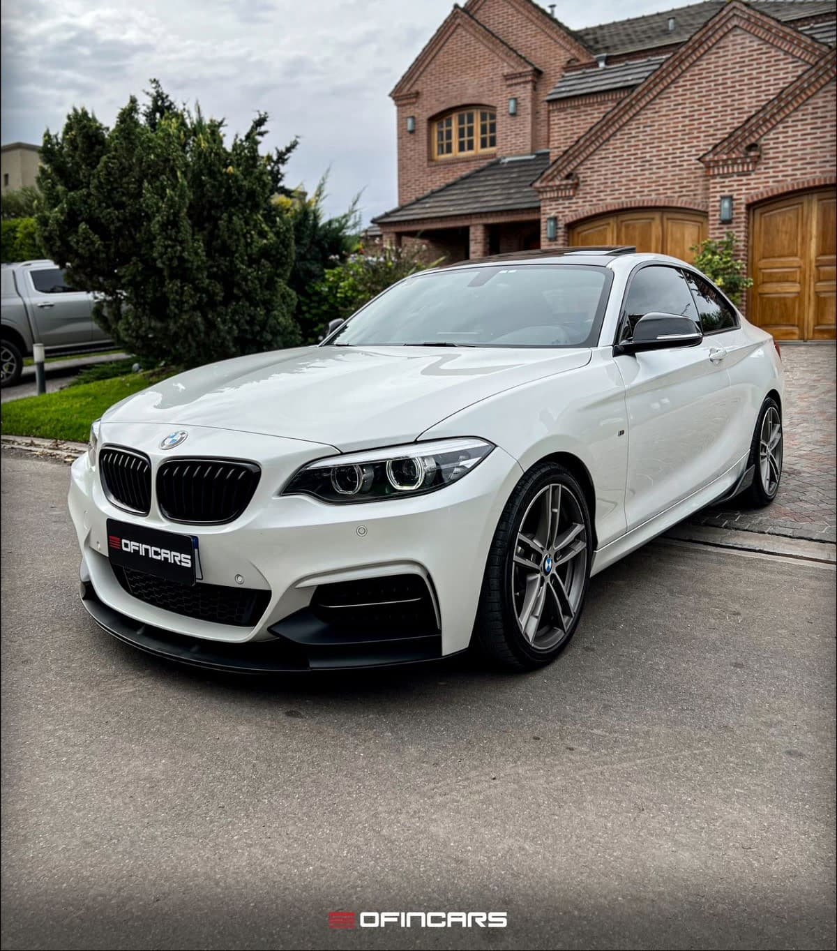 BMW 240i-image